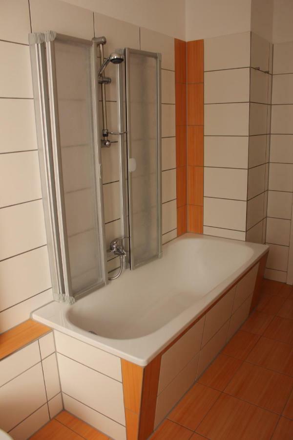 Gaestewohnung In Doebeln Extérieur photo